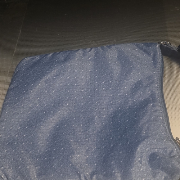 LeSportsac New With Tag Lite Blue Travel Shoulder Bag 3 Zipper Pockets Bag - Picture 3 of 5